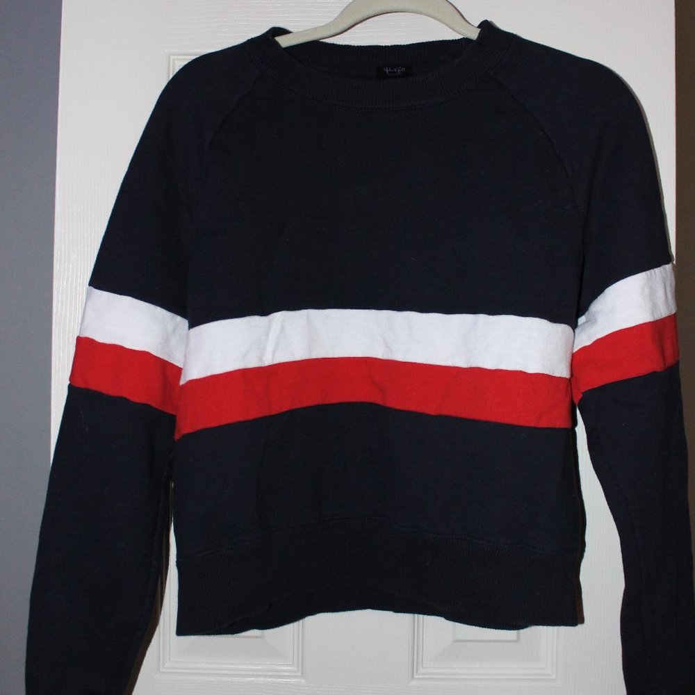 Cropped crew neck